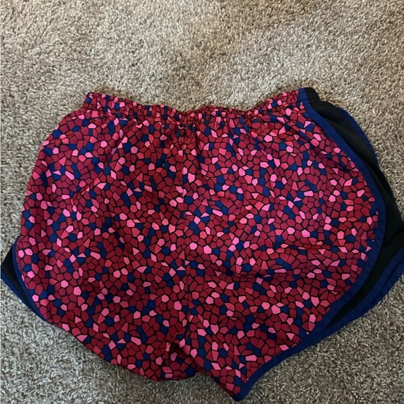 Nike Dri Fit Pink and Blue Pebble Print Logo Shorts - Picture 3 of 7